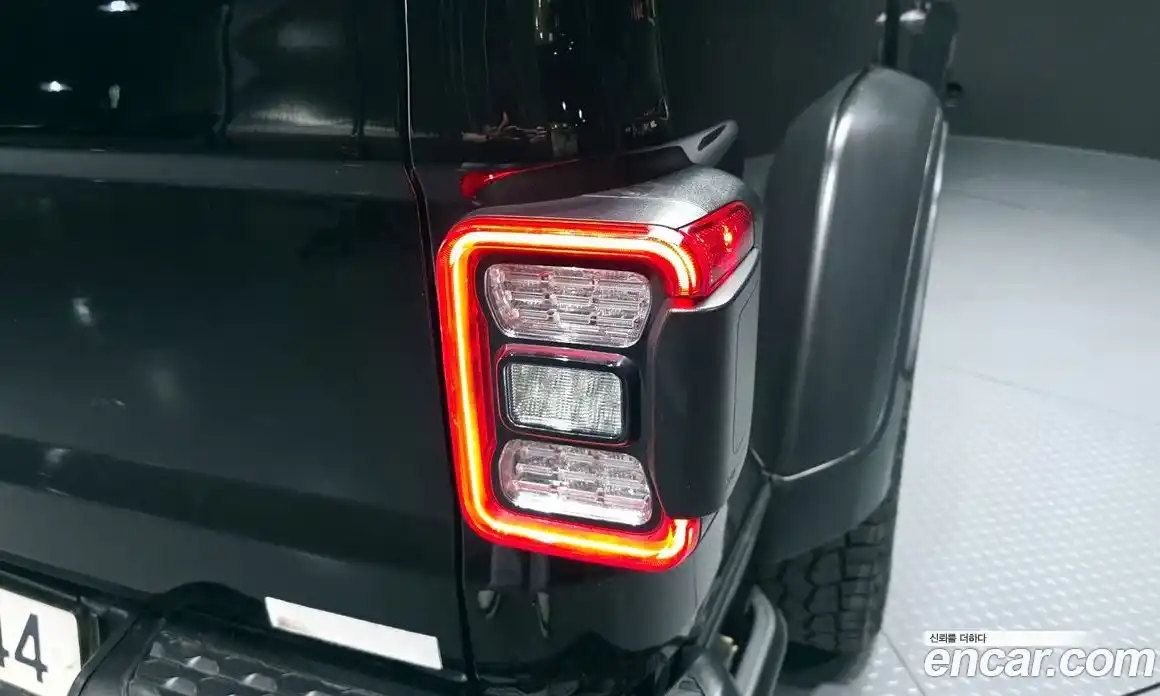 Jeep Gladiator 2021 3.6 гидро в Москве № 1919194, фото 9
