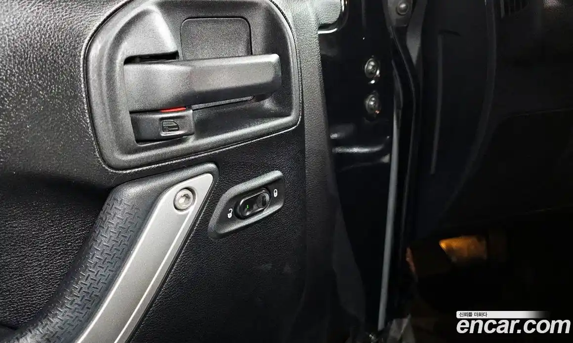 Jeep Wrangler 2013 2.8 гидро в Москве № 1919295, фото 13