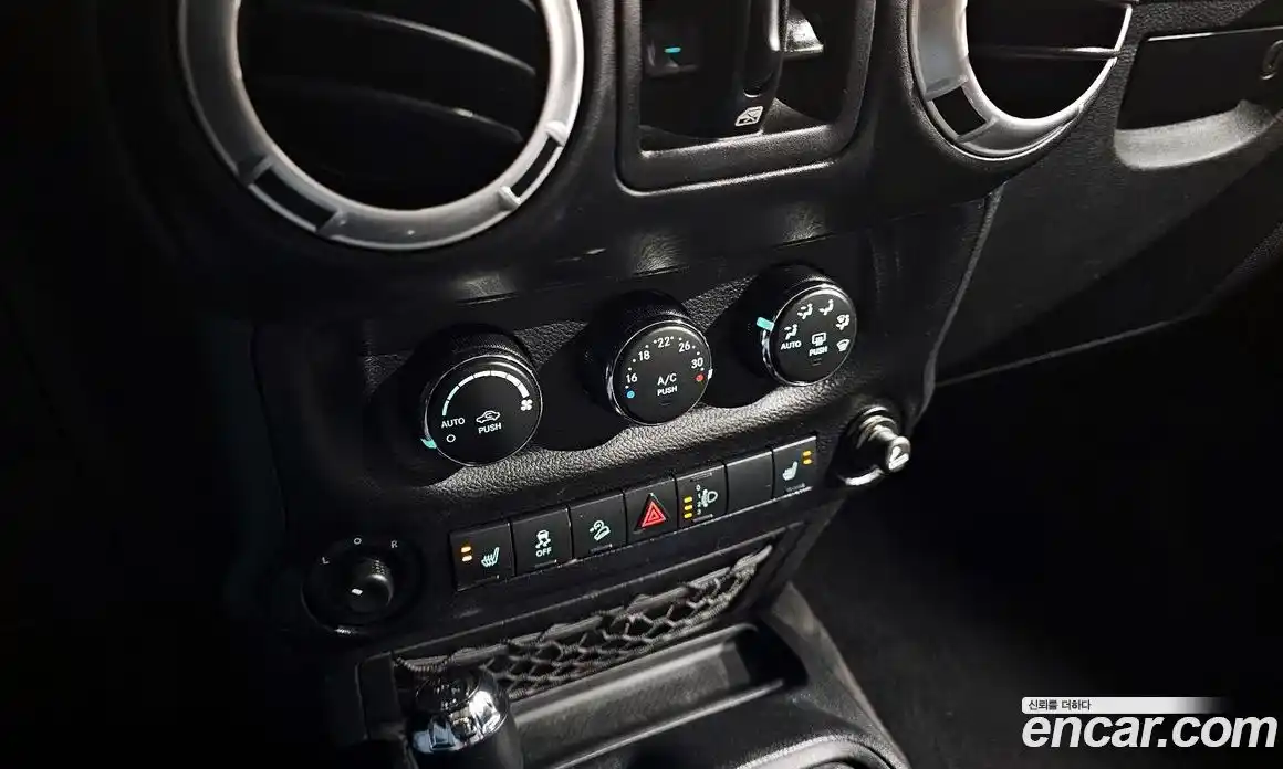 Jeep Wrangler 2013 2.8 гидро в Москве № 1919295, фото 18