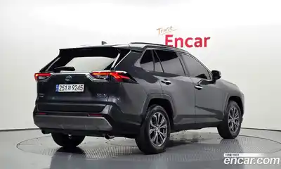 Toyota RAV4 2022 2.5 гидро в Москве № 1919568, миниатюра 2