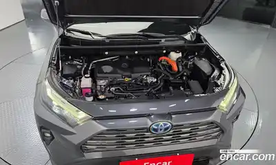 Toyota RAV4 2022 2.5 гидро в Москве № 1919568, миниатюра 6