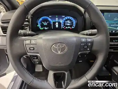 Toyota Camry 2025 2.5 вариатор в Москве № 1919671, миниатюра 12