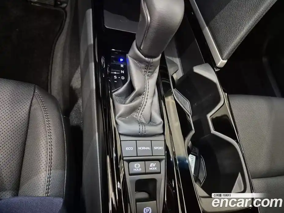 Toyota Camry 2025 2.5 вариатор в Москве № 1919671, фото 9