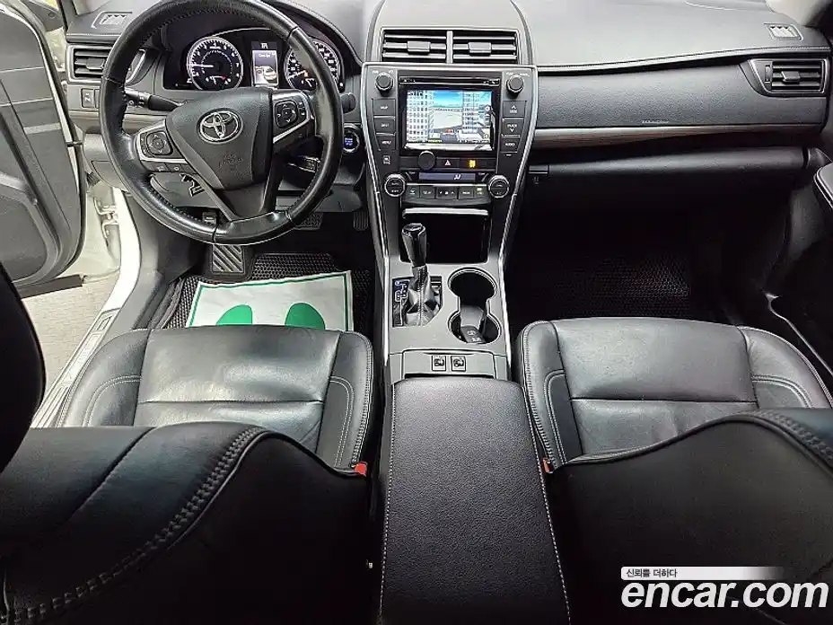 Toyota Camry 2016 2.5 гидро в Москве № 1919730, фото 10