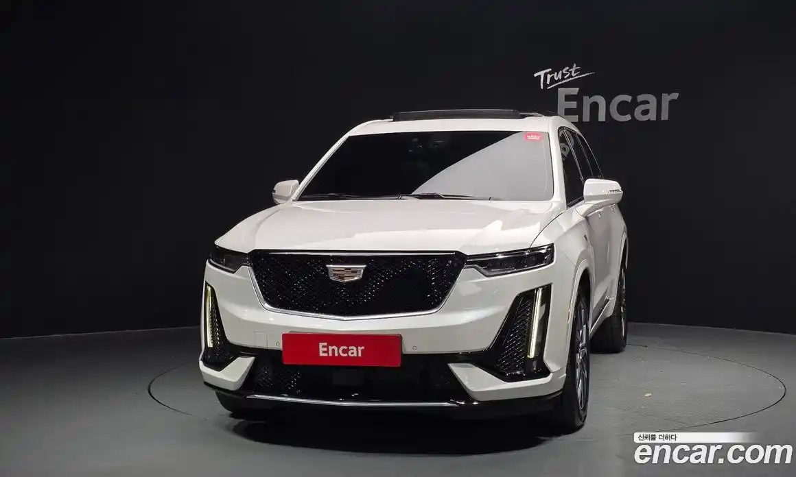 Cadillac XT6 2023 3.6 гидро в Москве № 1921823, фото 3