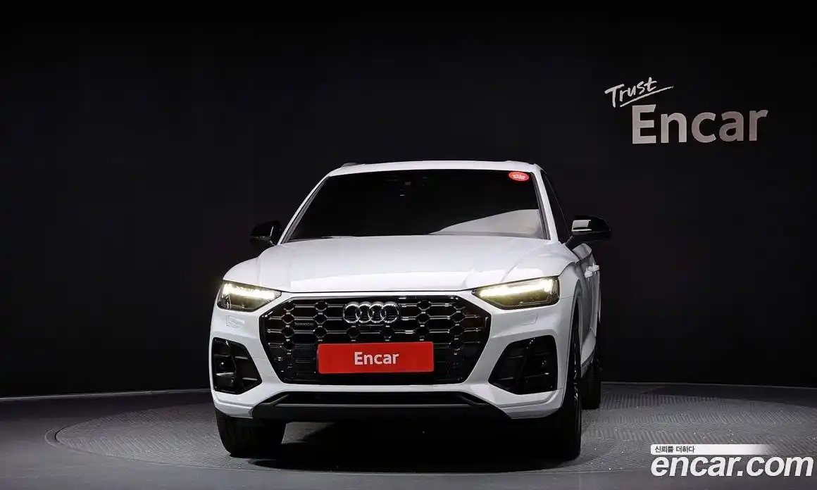 Audi Q5 2024 2.0 гидро в Москве № 195952, фото 3