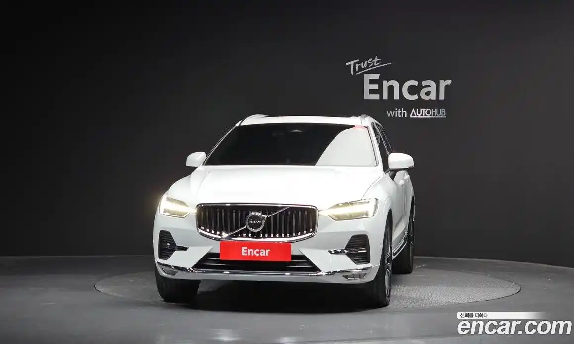 Volvo XC60 2021 2.0 гидро в Москве № 212835, фото 3