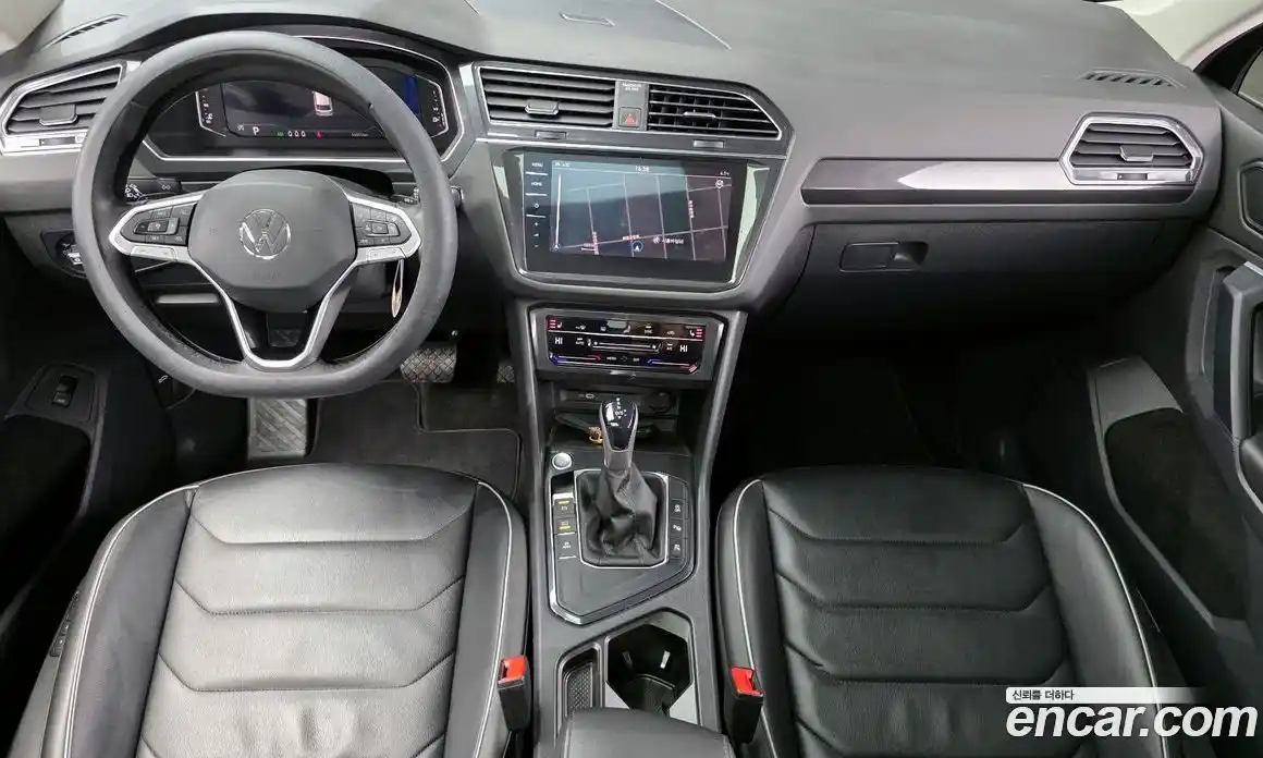 Volkswagen Tiguan 2023 2.0 гидро в Москве № 214960, фото 7