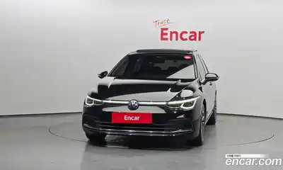 Volkswagen Golf 2022 2.0 гидро в Москве № 232156, миниатюра 3