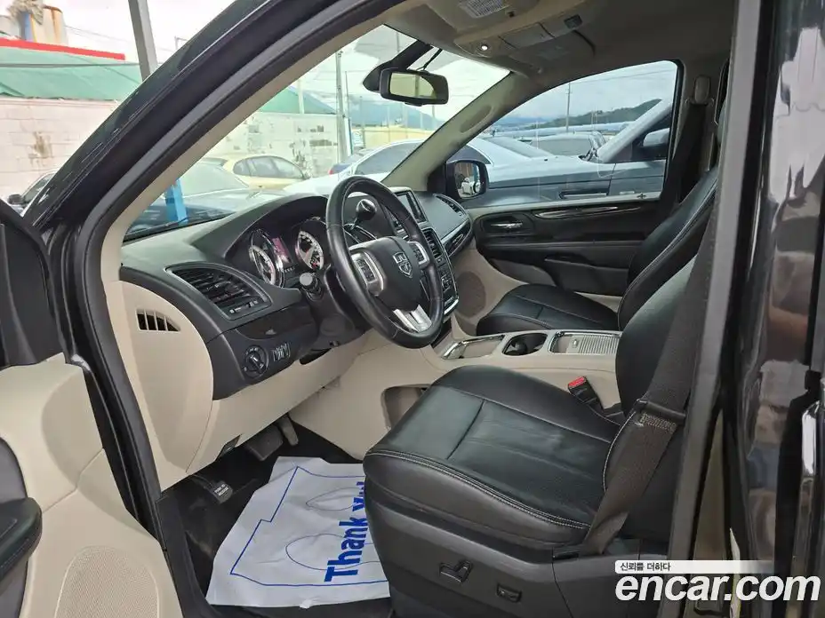 Dodge Grand Caravan 2019 3.6 гидро в Москве № 384757, фото 11