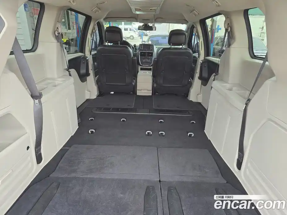 Dodge Grand Caravan 2019 3.6 гидро в Москве № 384757, фото 18