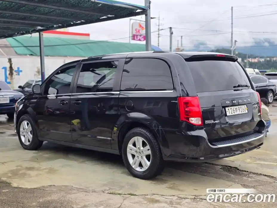 Dodge Grand Caravan 2019 3.6 гидро в Москве № 384757, фото 5