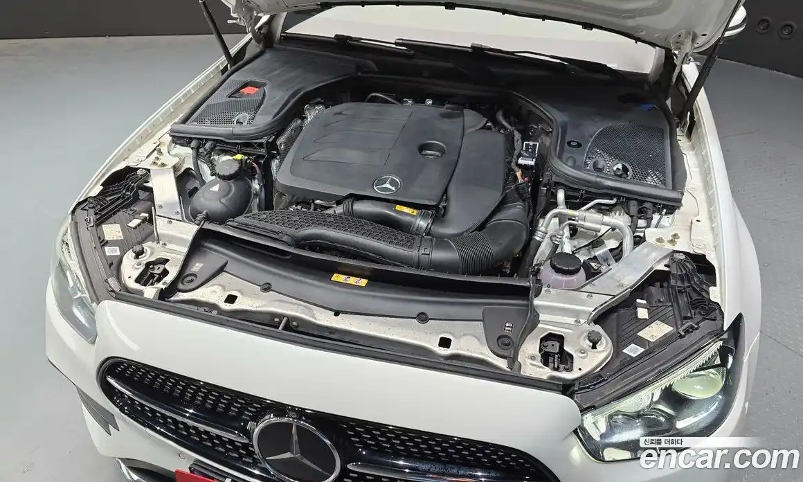 Mercedes-Benz E-Class 2021 2.0 гидро, фото 6