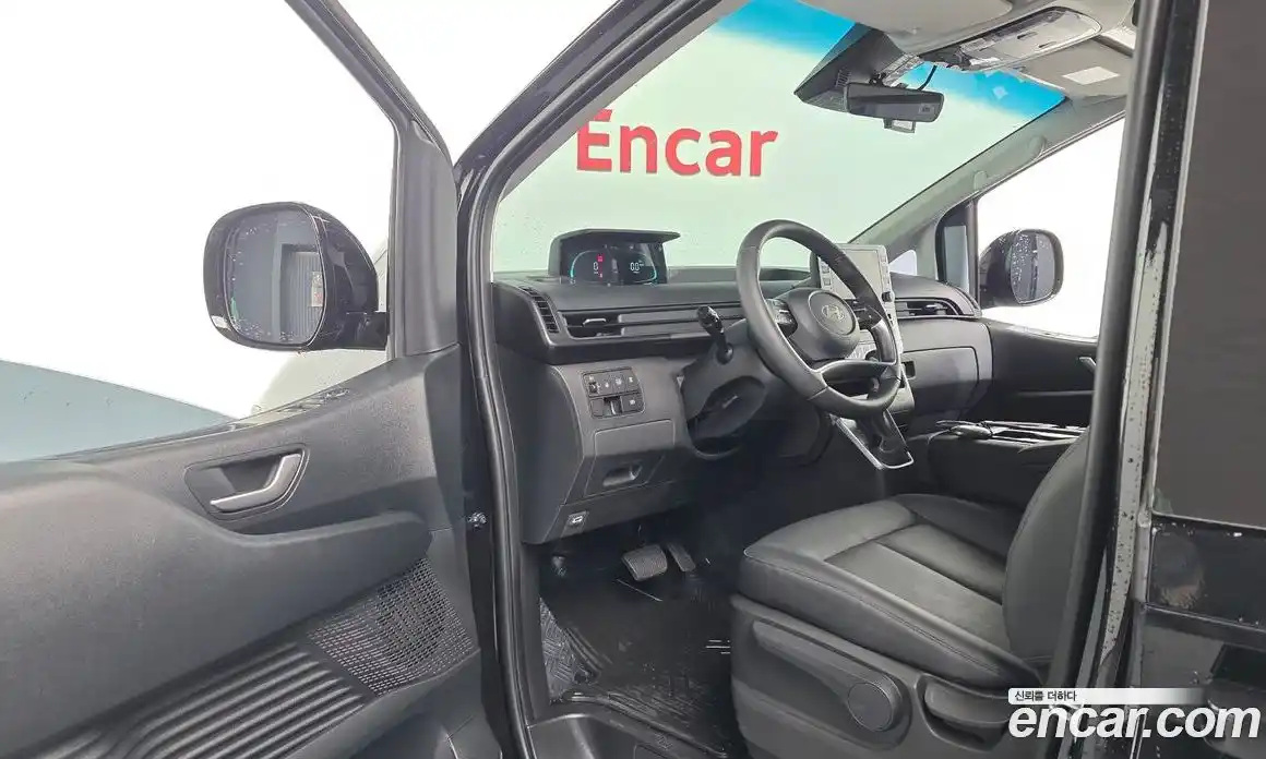 Hyundai Staria 2025 1.6 гидро в Москве № 1244530, фото 13