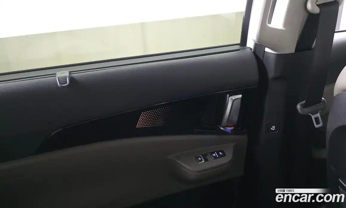Kia Canival 2024 1.6 гидро в Москве, фото 15