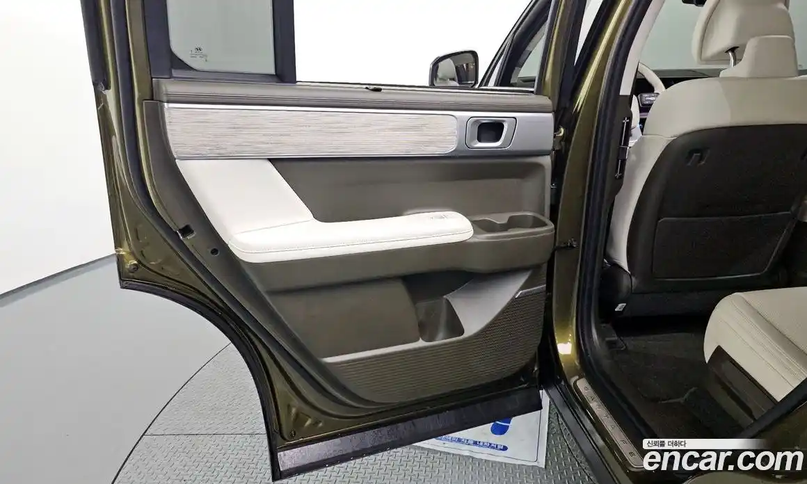 Hyundai Santa Fe 2023 2.5 гидро в Москве № 1277955, фото 15