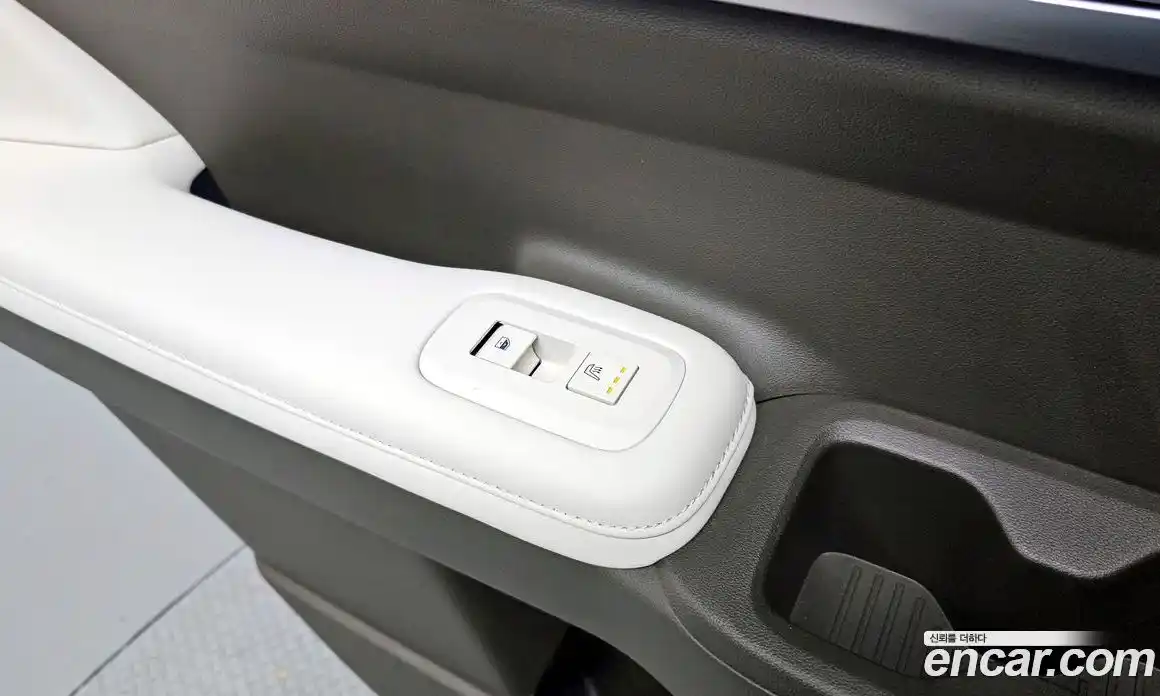 Hyundai Santa Fe 2023 2.5 гидро в Москве № 1277955, фото 25