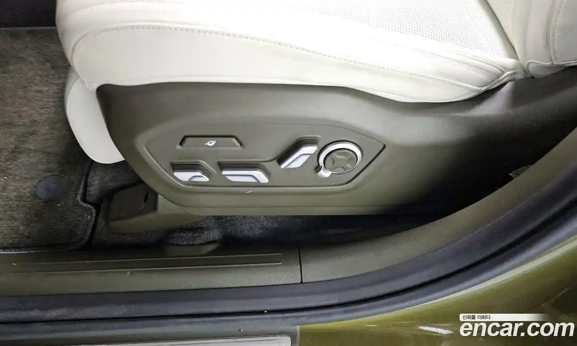 Hyundai Santa Fe 2023 2.5 гидро в Москве № 1277955, фото 32