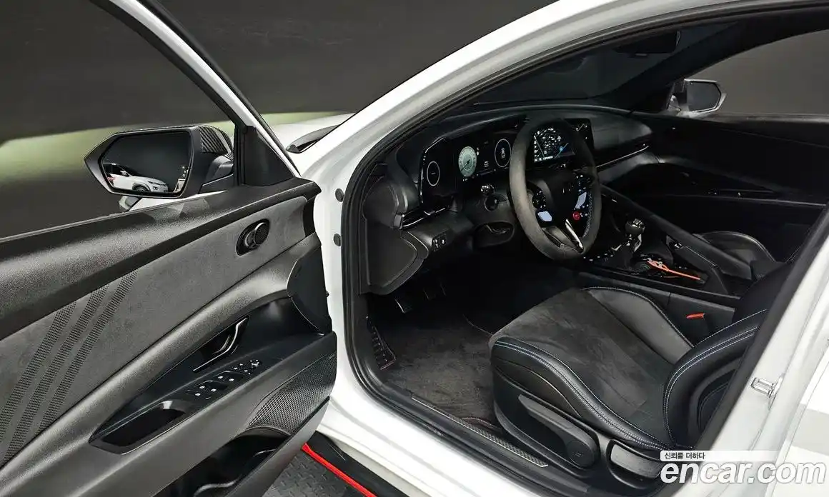 Hyundai Avante 2024 2.0 механика в Москве № 1317503, фото 12