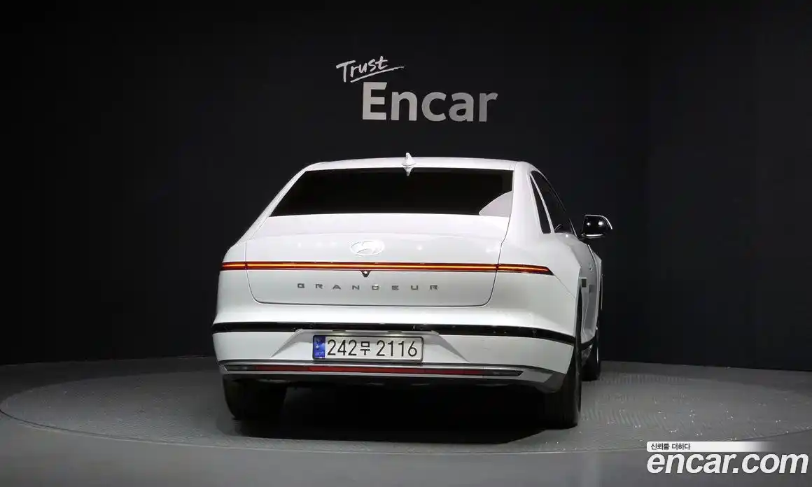 Hyundai Grandeur 2023 2.5 гидро в Москве № 1317685, фото 4