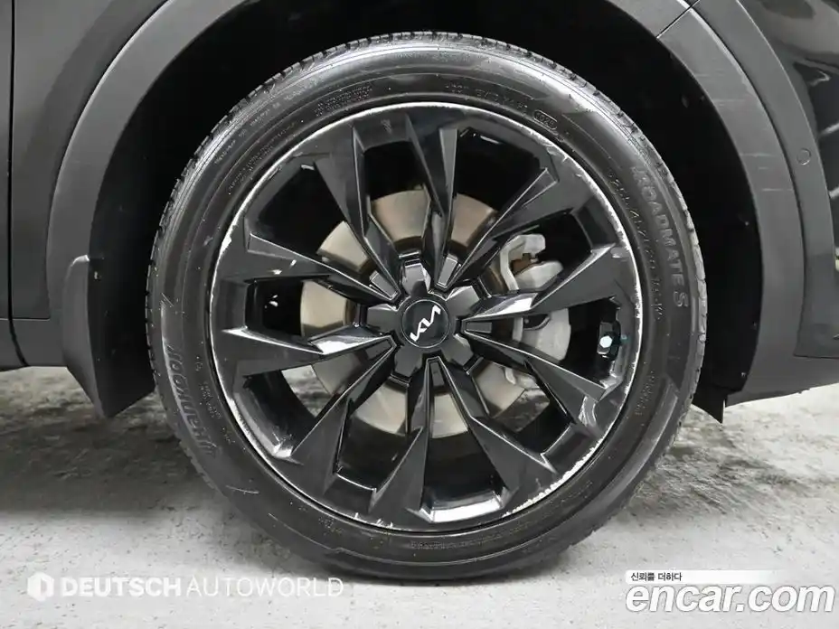 Kia Sorento 2023 2.5 гидро в Москве № 133106, фото 5