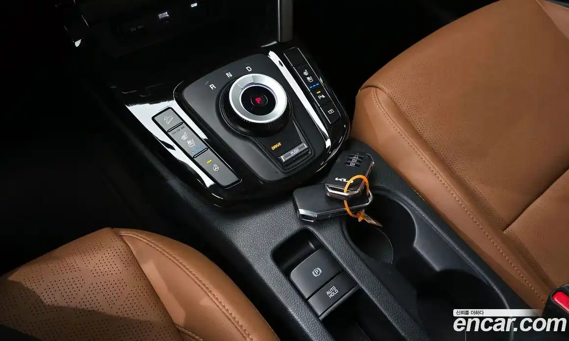 Kia Seltos 2024 1.6 гидро в Москве № 1342563, фото 12
