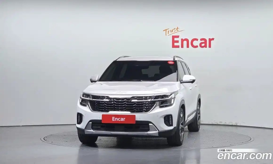 Kia Seltos 2024 1.6 гидро в Москве № 1342563, фото 3