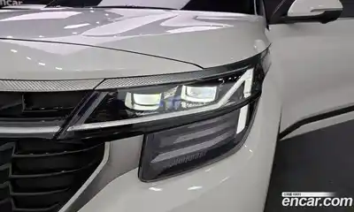 Kia Seltos 2024 1.6 гидро в Москве № 1342563, миниатюра 8