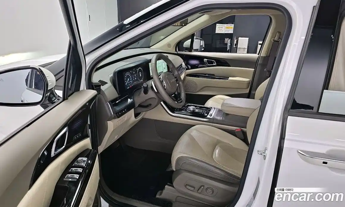Kia Canival 2022 3.5 гидро в Москве № 1342681, фото 13