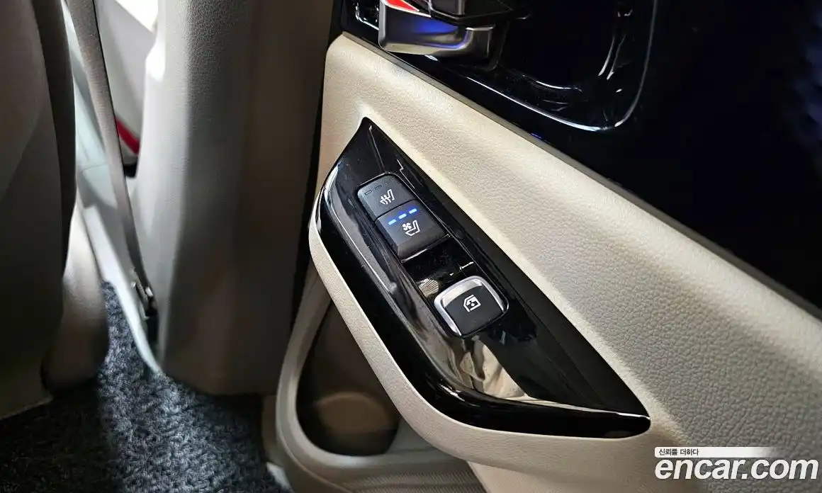Kia Canival 2022 3.5 гидро в Москве № 1342681, фото 25