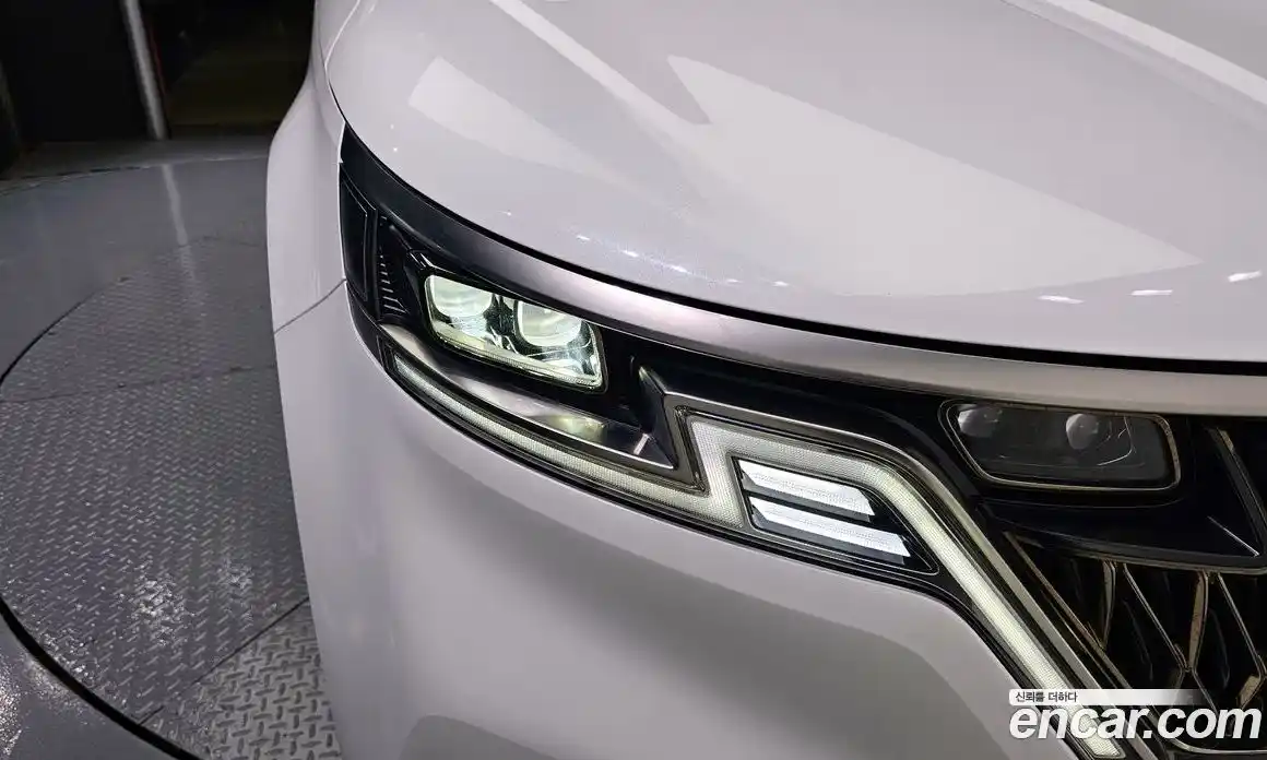 Kia Canival 2022 3.5 гидро в Москве № 1342681, фото 8