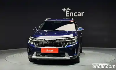 Kia Seltos 2023 1.6 гидро в Москве № 1399400, миниатюра 3