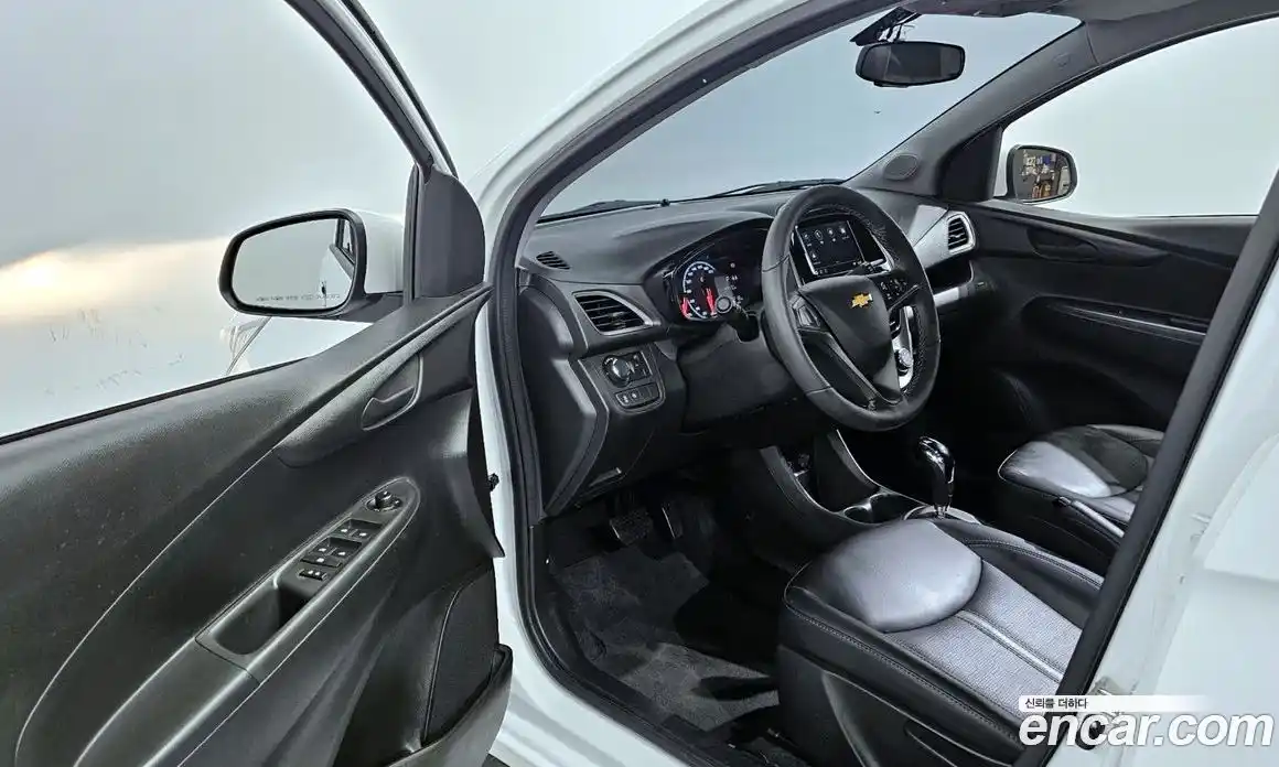 Chevrolet Spark 2020 1.0 гидро в Москве № 1400896, фото 13