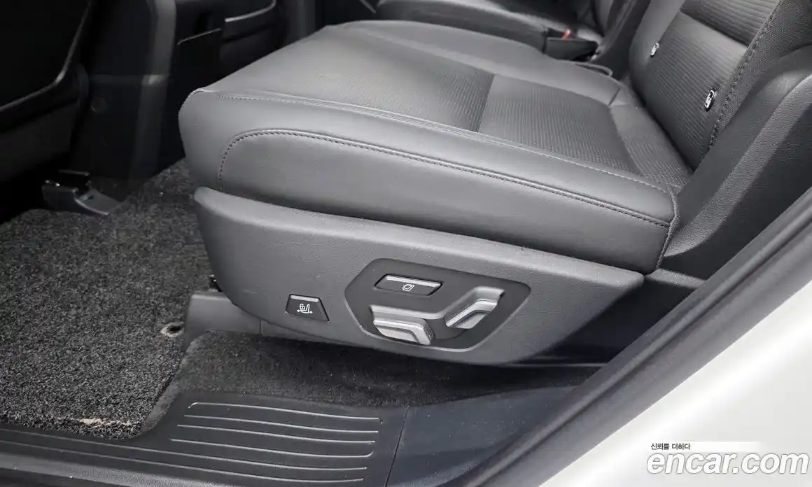 Hyundai Santa Fe 2024 1.6 гидро в Москве № 1536965, фото 34
