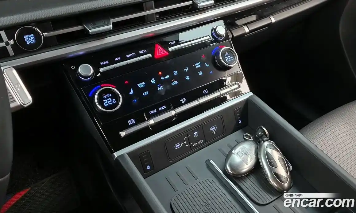 Hyundai Santa Fe 2024 1.6 гидро в Москве № 1536965, фото 36