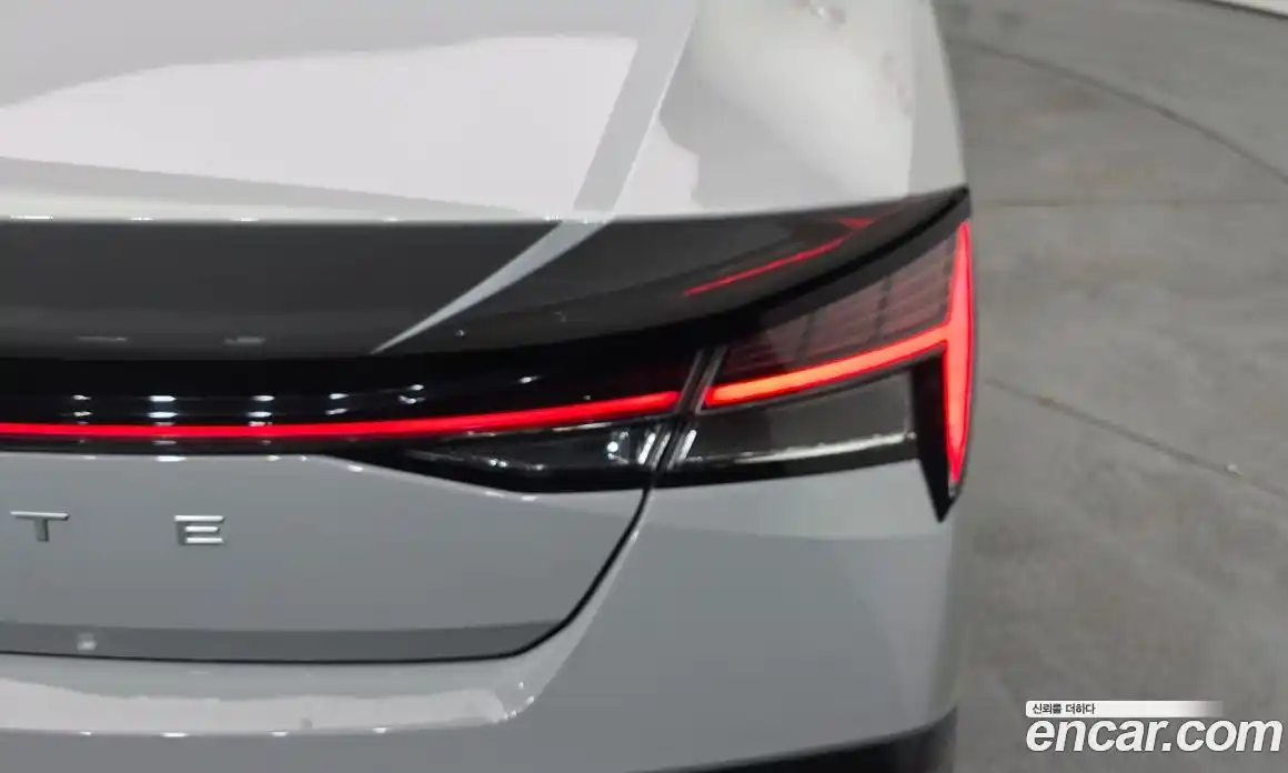 Hyundai Avante 2023 1.6 гидро в Москве № 1536996, фото 9