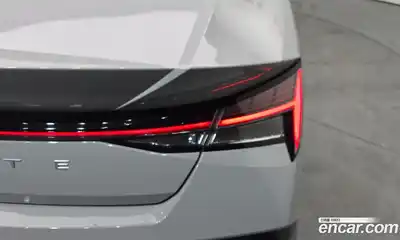 Hyundai Avante 2023 1.6 гидро в Москве № 1536996, миниатюра 9