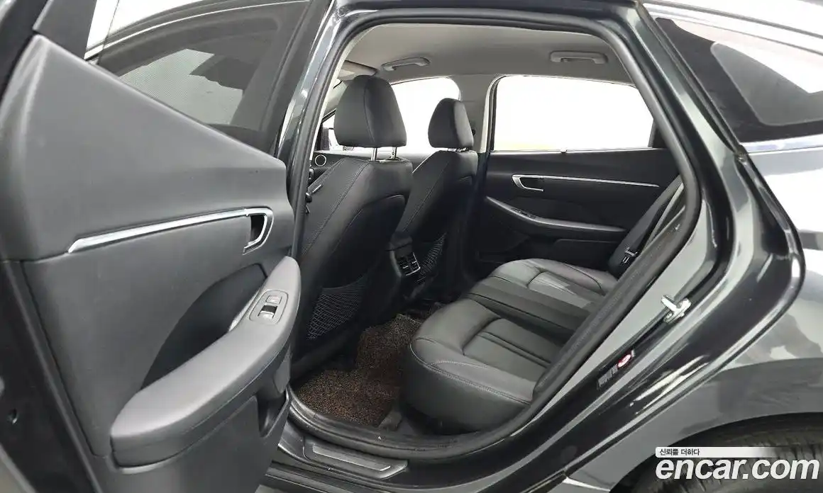 Hyundai Sonata 2020 2.0 гидро в Москве № 1536997, фото 16