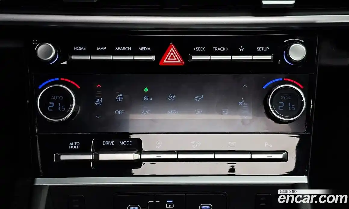 Hyundai Santa Fe 2024 2.5 гидро в Москве № 1537219, фото 16