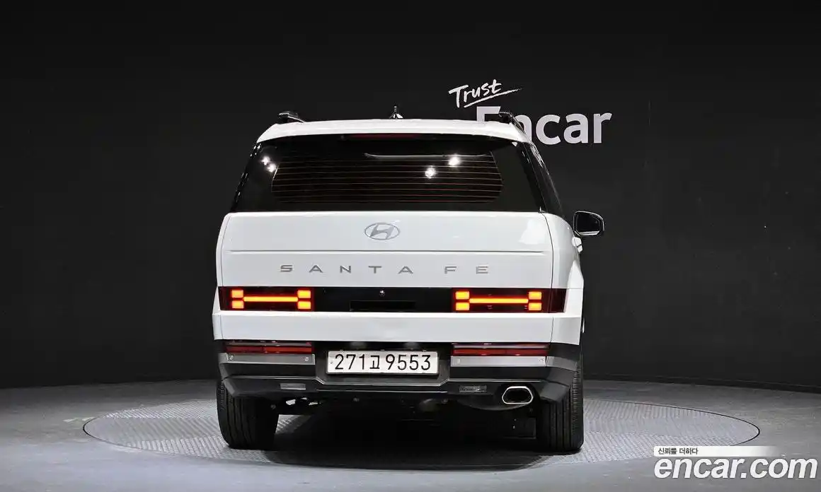 Hyundai Santa Fe 2024 2.5 гидро в Москве № 1537219, фото 4