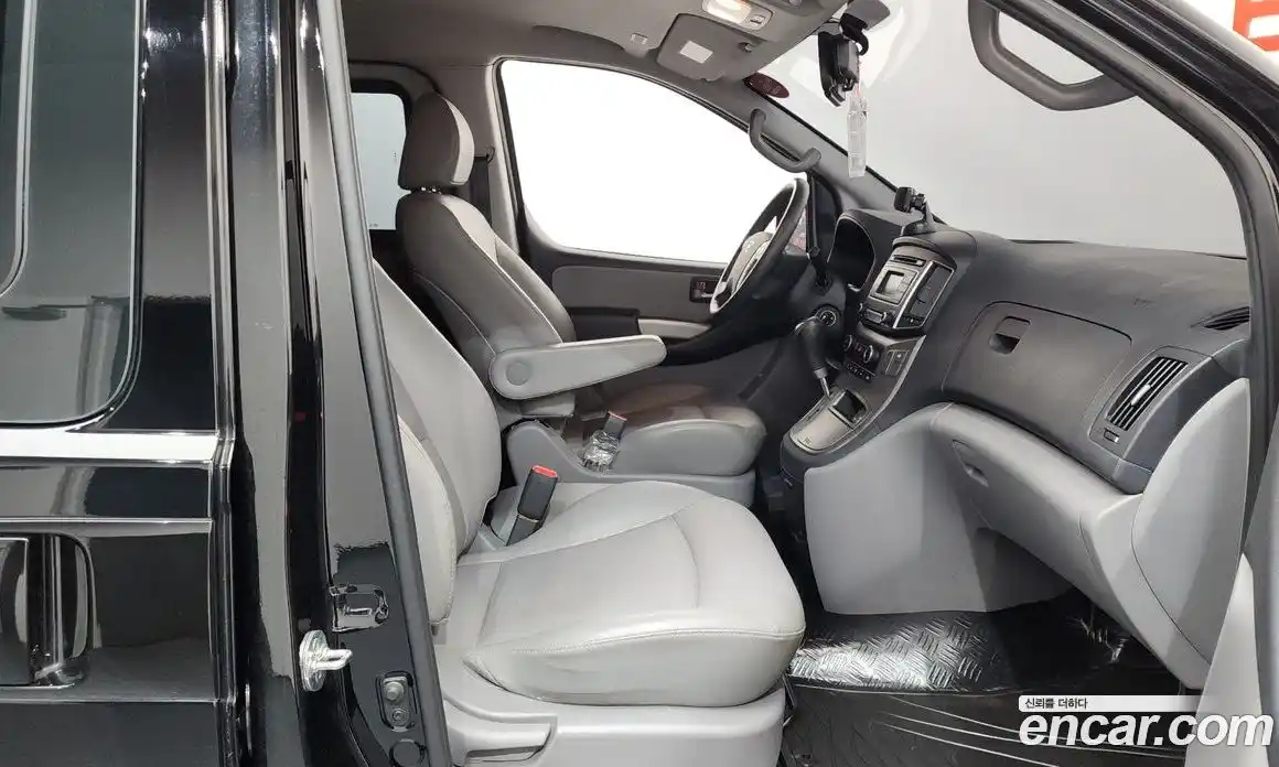 Hyundai Starex 2019 2.5 гидро в Москве, фото 16