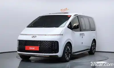 Hyundai Staria, 2025