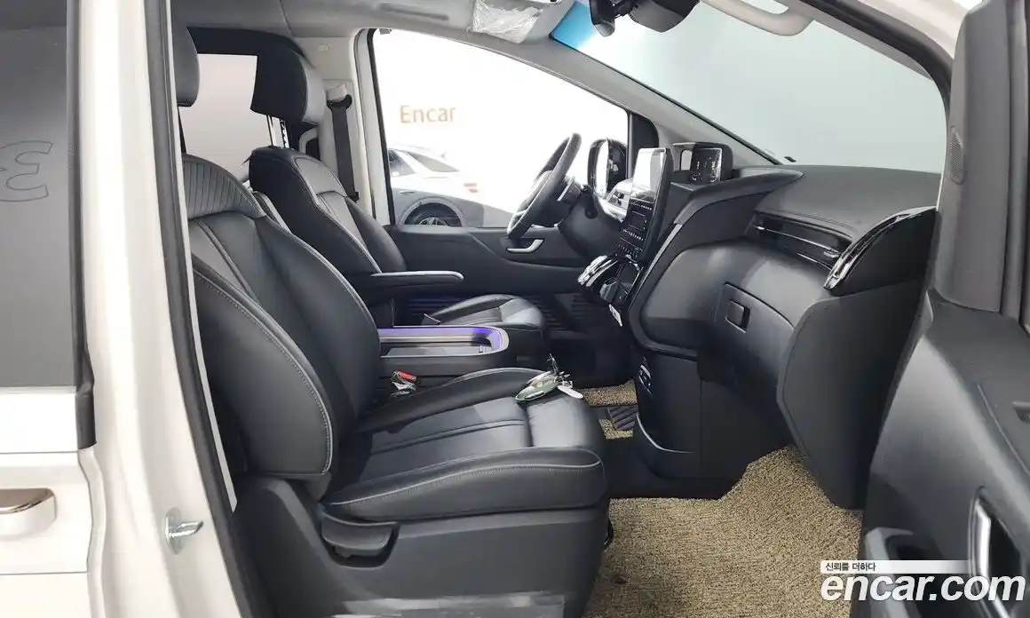 Hyundai Staria 2025 2.2 гидро в Москве № 1537403, фото 17