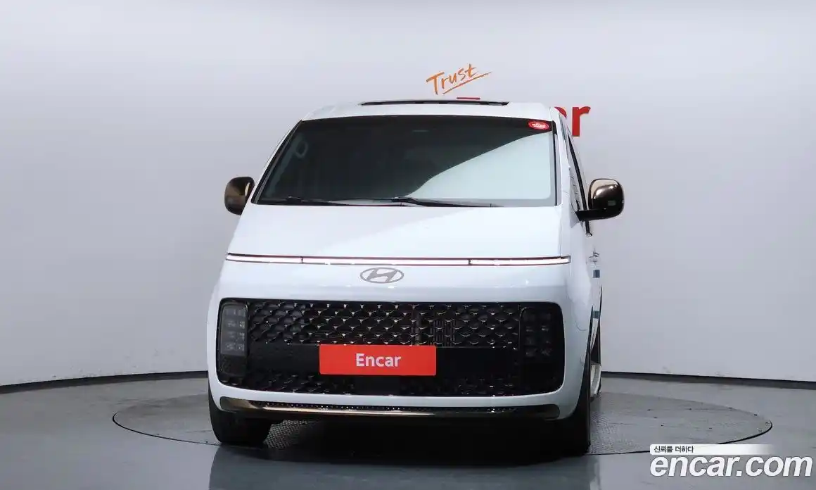 Hyundai Staria 2025 2.2 гидро в Москве № 1537403, фото 3