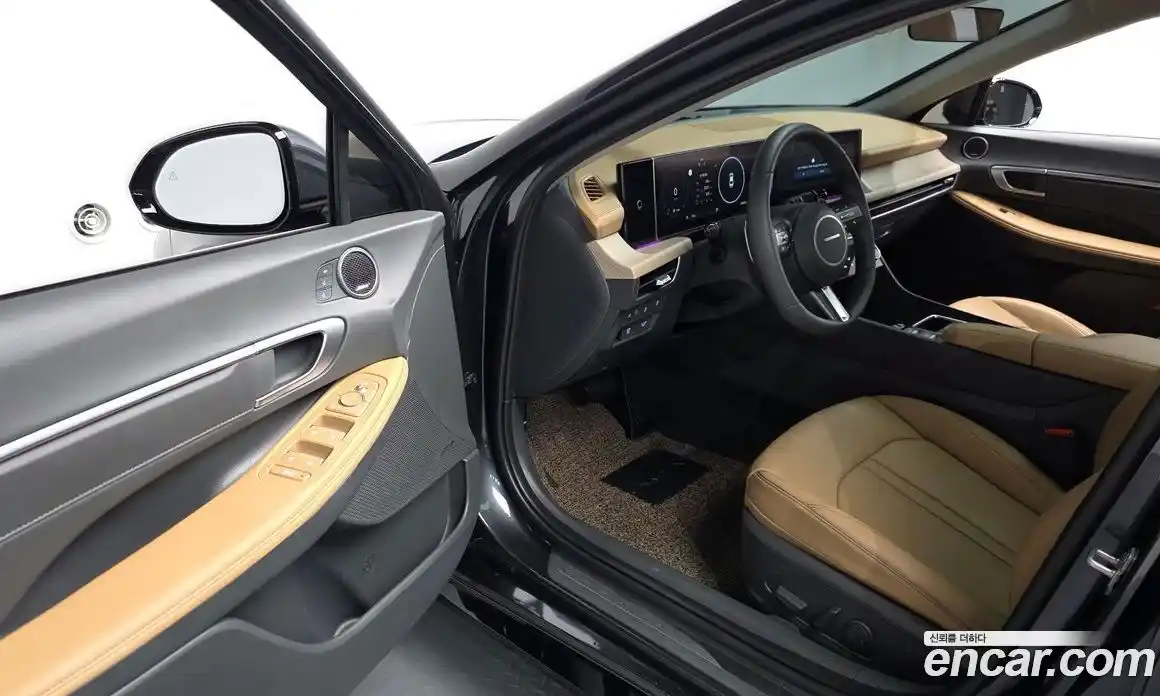 Hyundai Sonata 2023 1.6 гидро в Москве № 1537510, фото 12
