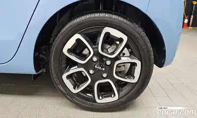 Kia Ray 2022 1.0 гидро в Москве № 1537936, миниатюра 7
