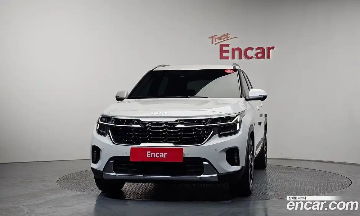Kia Seltos 2024 1.6 гидро в Москве № 1538138, фото 3