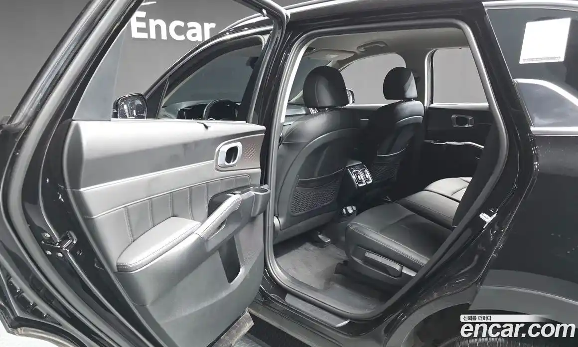 Kia Sorento 2023 2.5 гидро в Москве № 1538327, фото 16