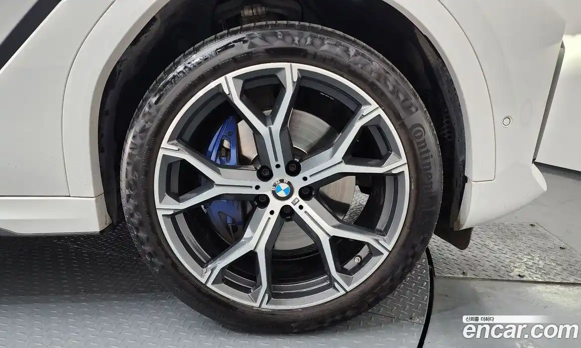 BMW X6 2022 3.0 гидро в Москве № 154675, фото 5