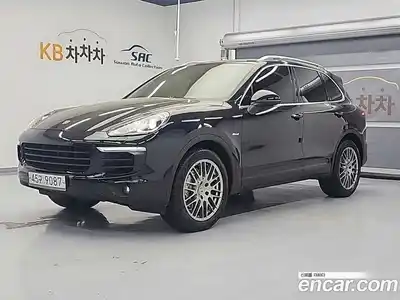 Porsche Cayenne, 2015